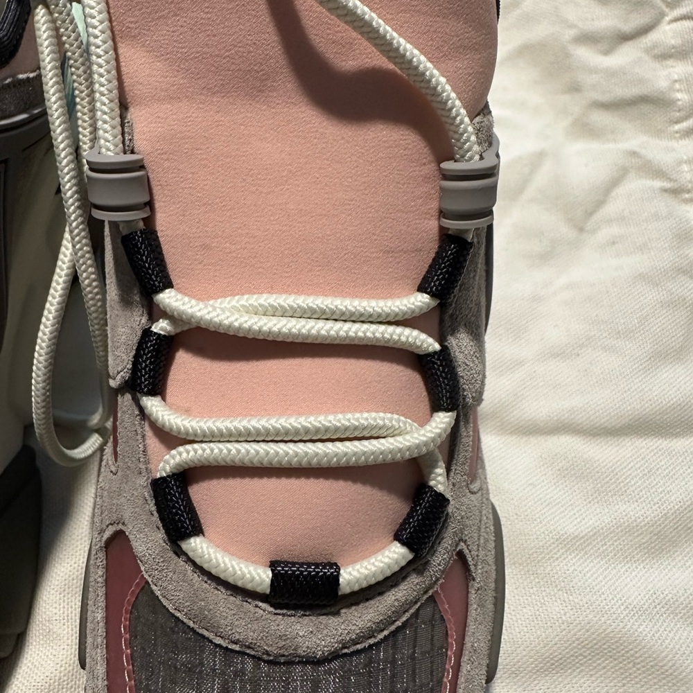 Salvatore Ferragamo Women Sneaker - Picture 4 of 10
